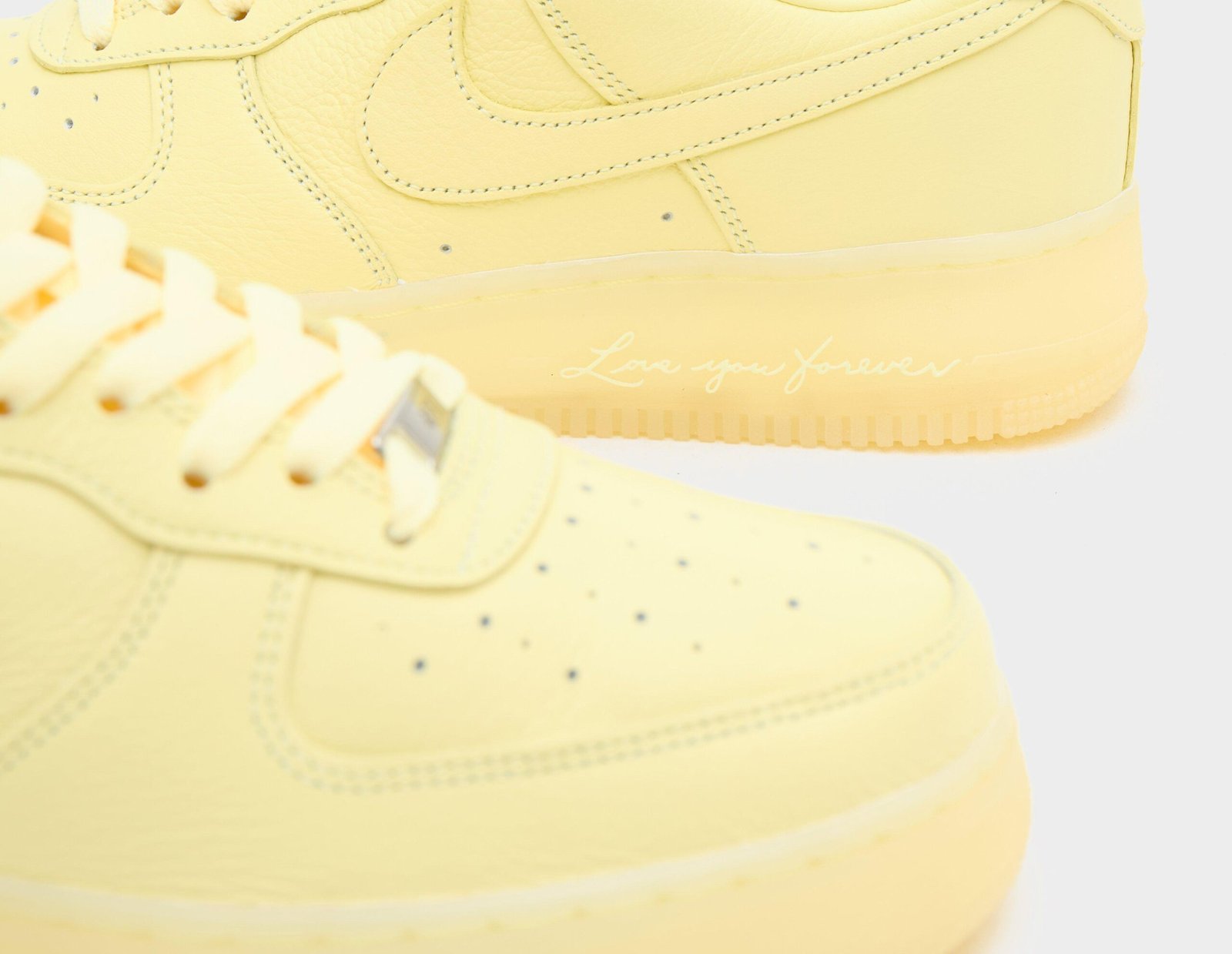 Nike x NOCTA Air Force 1 Low 'Certified Lover Boy' - Imagen 3