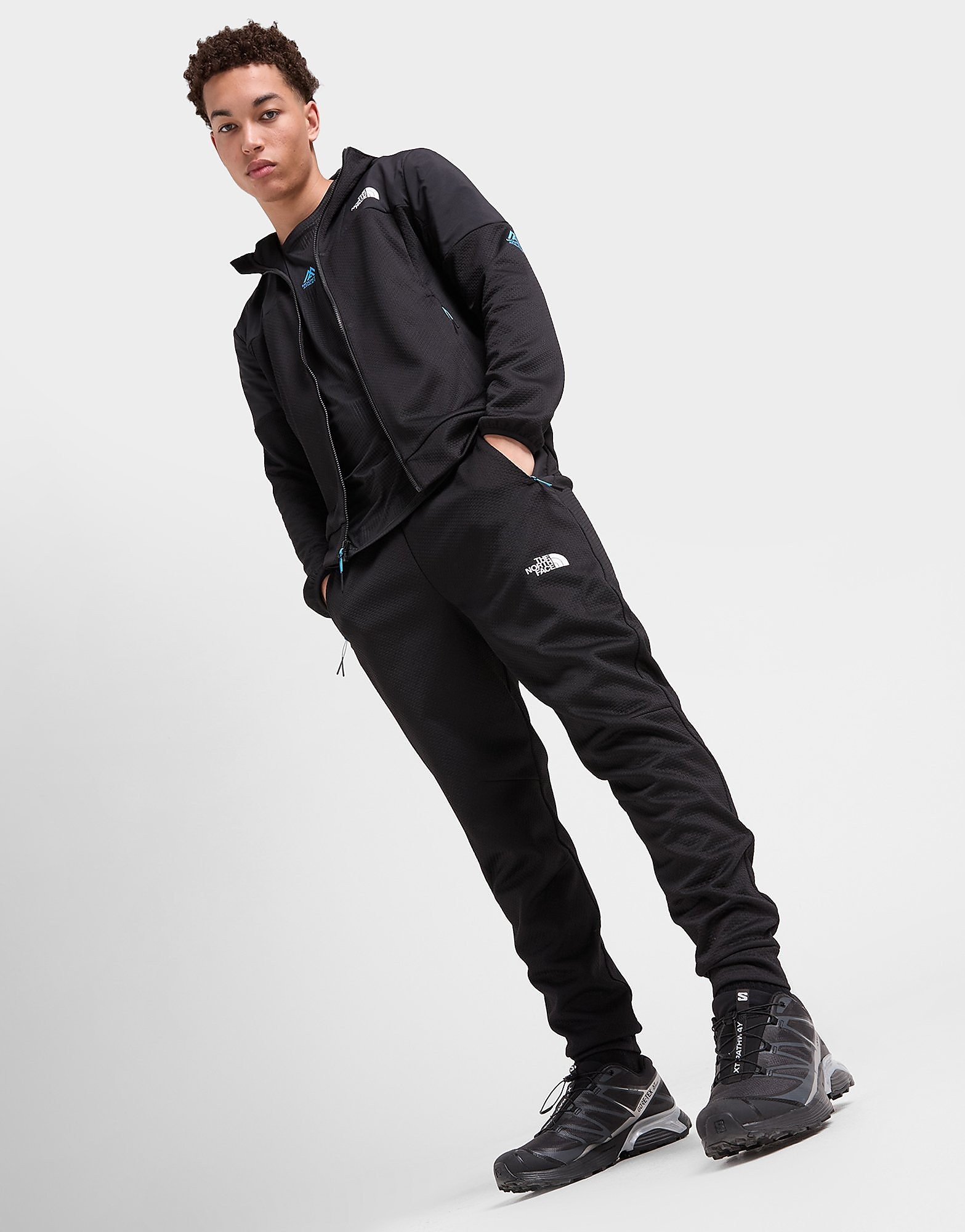 The North Face Pantalón de chándal Mountain Athletics 2, Negro